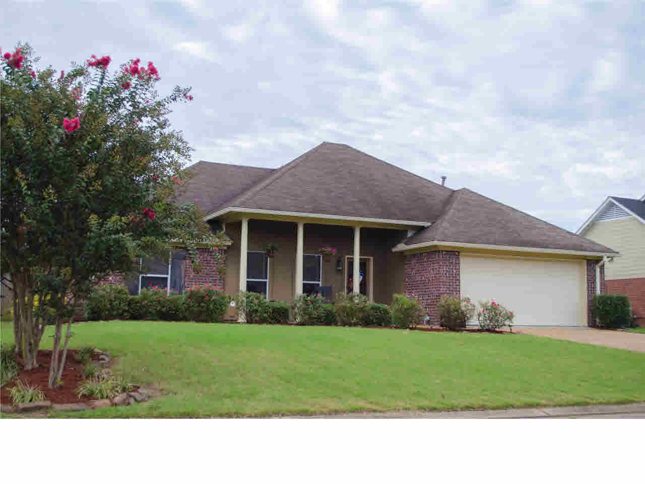 620 Summer Place Flowood, MS 39232 - Photo 1 of 42 Photo 1