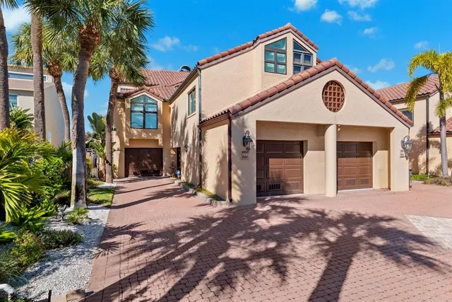 $1,950,000 | 740 Pinellas Bayway South, Tierra Verde, FL 33715