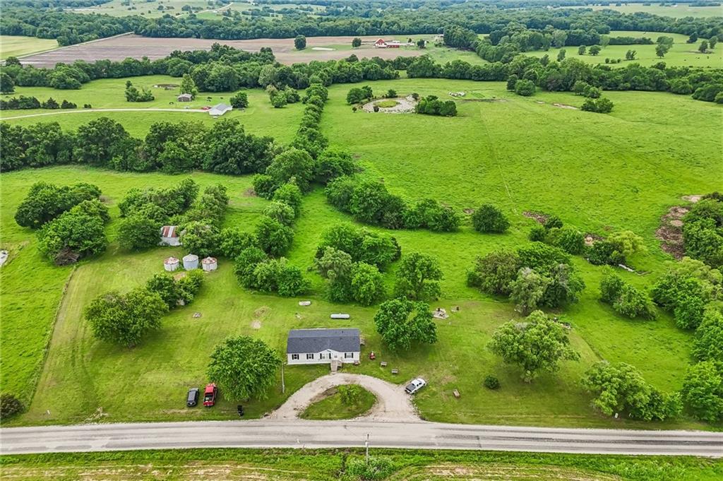 428 Southwest 850th Road Chilhowee, MO 64733 - Photo 30 of 37