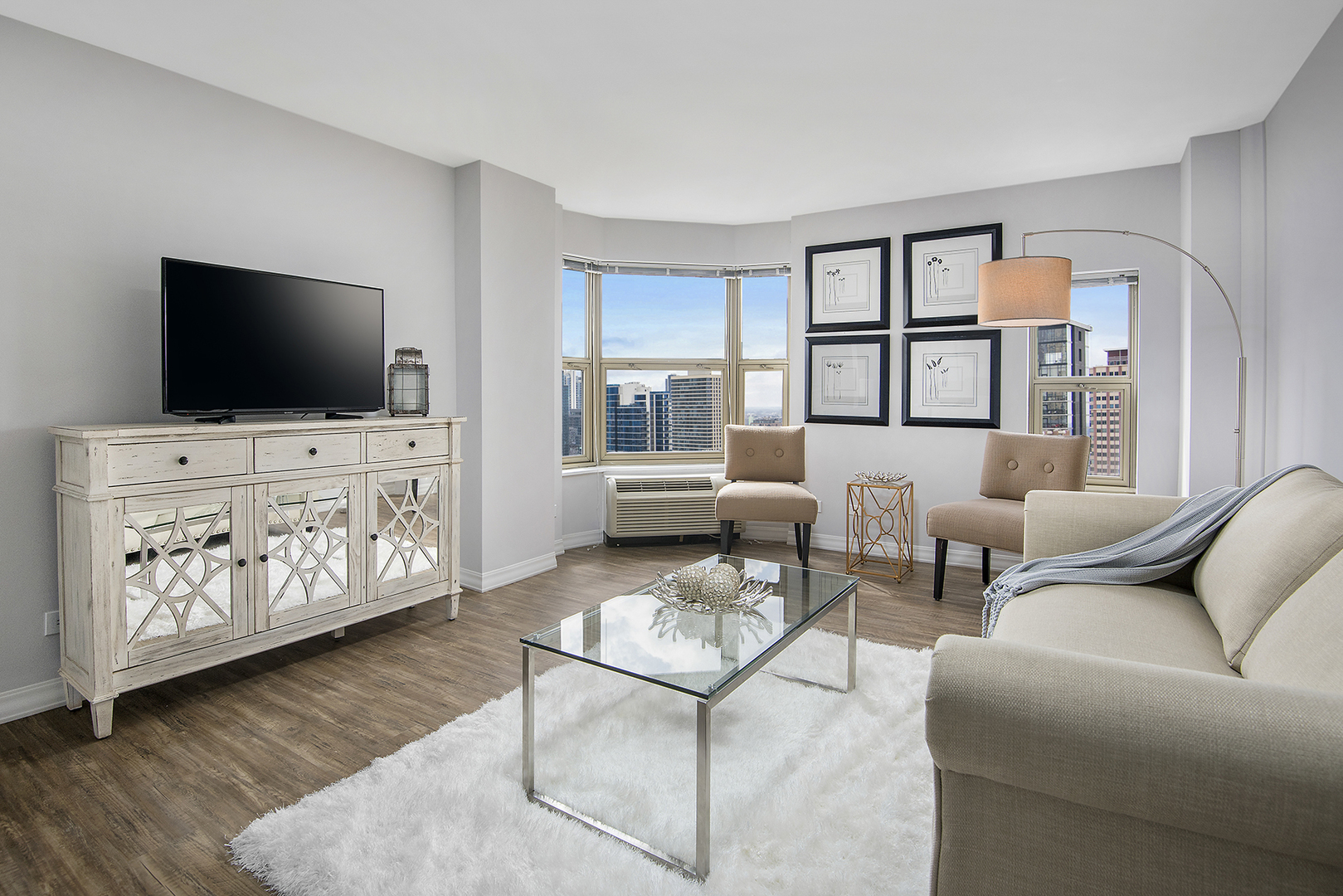 8 West Chestnut Street, Unit 11K Chicago, IL 60610 - Photo 3 of 5