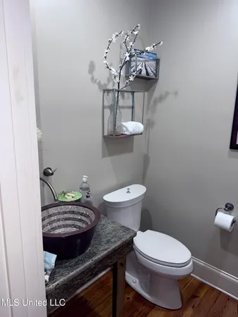 $585,000 | 236 Sawbridge Drive, Ridgeland, MS 39157