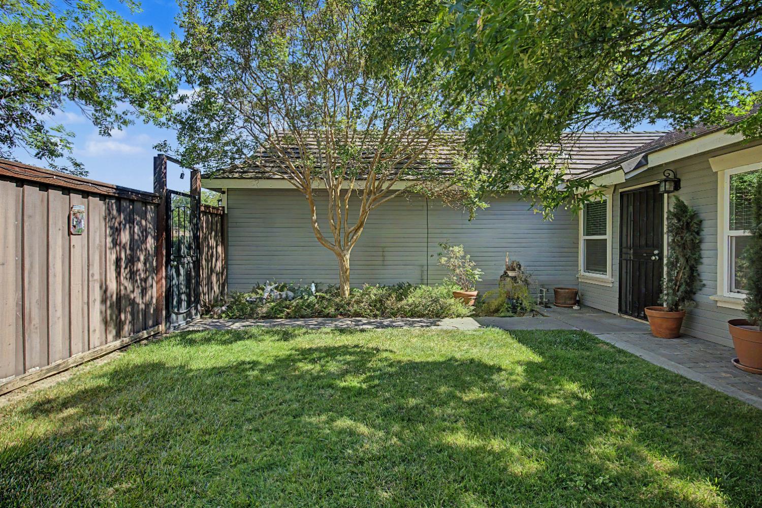 204 Gelf Lane Modesto, CA 95357 - Photo 4 of 29