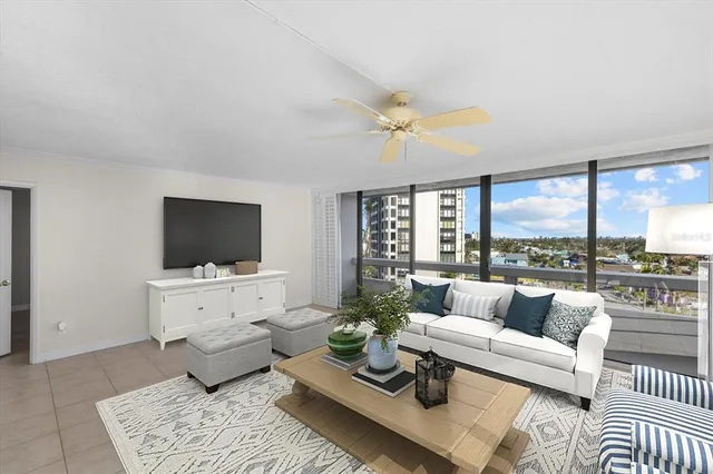 $1,300,000 | 5400 Ocean Boulevard, Unit 64, Sarasota, FL 34242