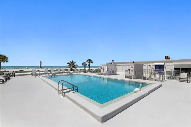 $1,300,000 | 5400 Ocean Boulevard, Unit 64, Sarasota, FL 34242