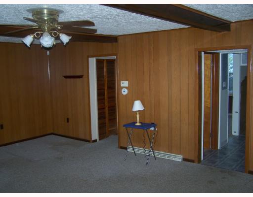2910 Roland Baldwin, PA 15227 - Photo 2 of 10 Living Room. Enjoy this spacious living area with family and friends!