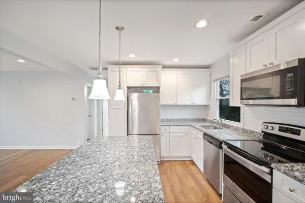 $1,800 | 6339 Old Plank Road, Fredericksburg, VA 22407