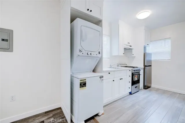 $1,699,000 | 12 25th Place, Venice, CA 90291