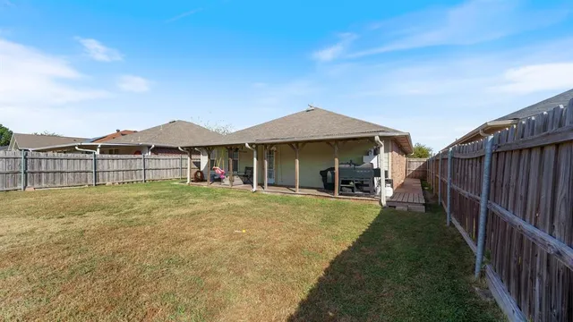 $199,900 | 112 West Cedar Street, Lone Oak, TX 75453