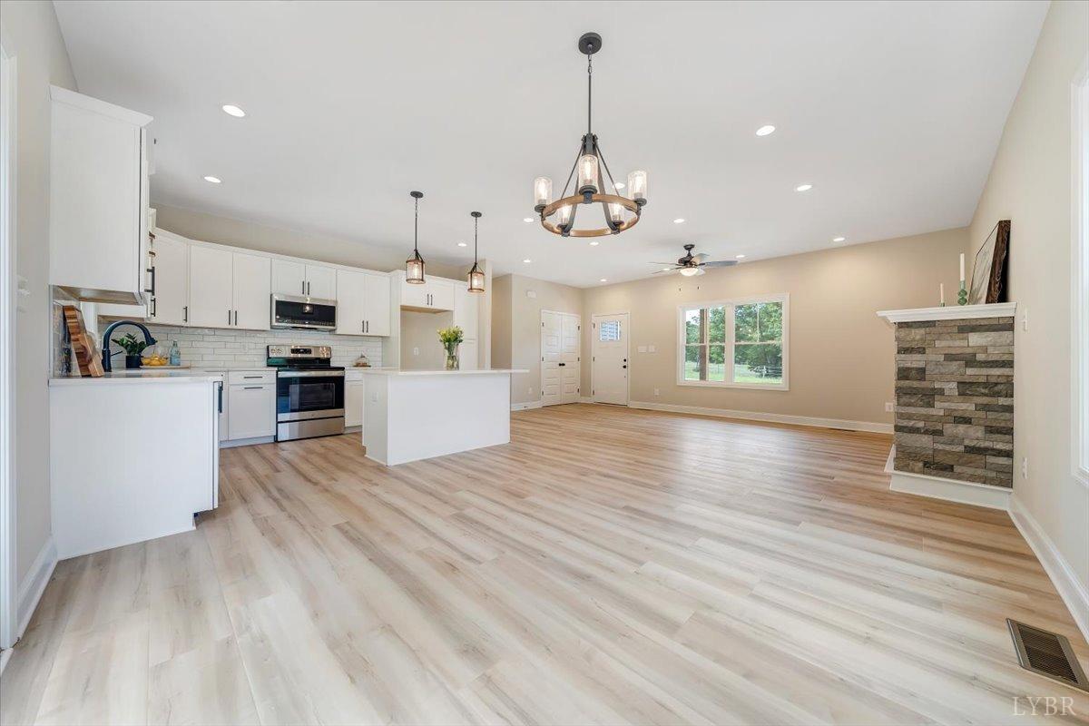 3105 Sunnymeade Road Rustburg, VA 24588 - Photo 6 of 31 Gallery Image 6