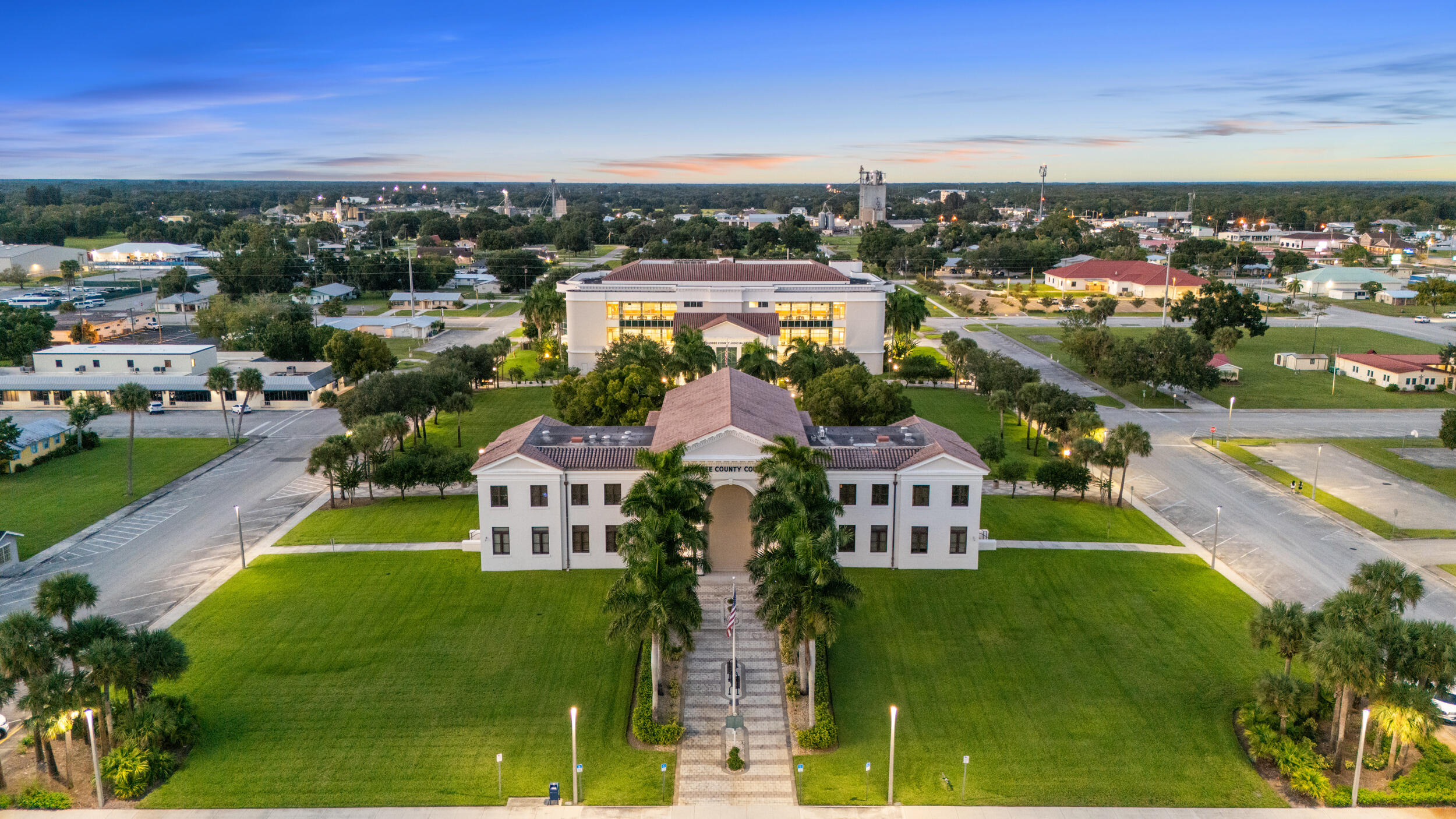 4321 Southwest 15th Way Okeechobee, FL 34974 - Photo 31 of 34 a picture of city view