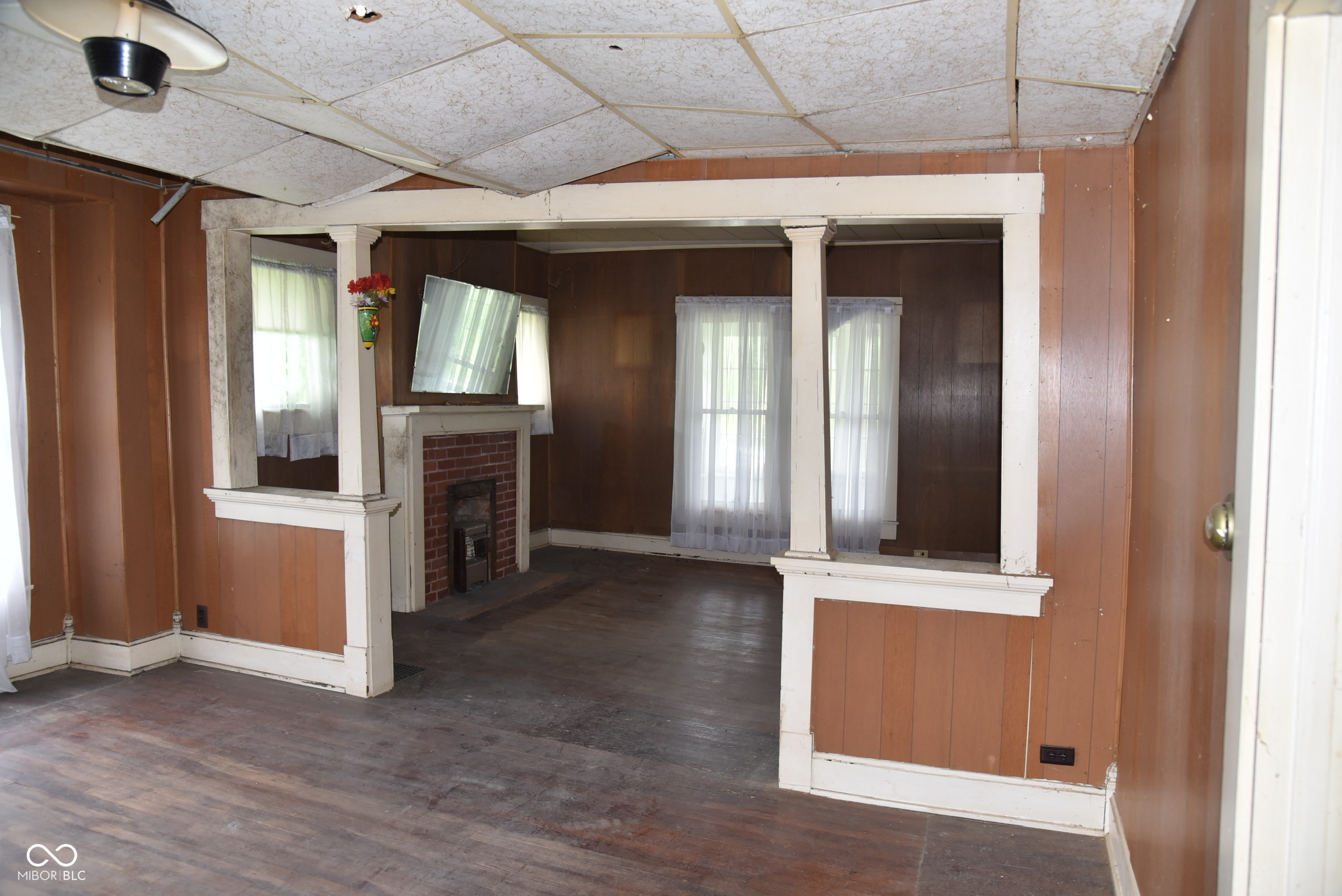 444 South 4th Street Mitchell, IN 47446 - Photo 18 of 25