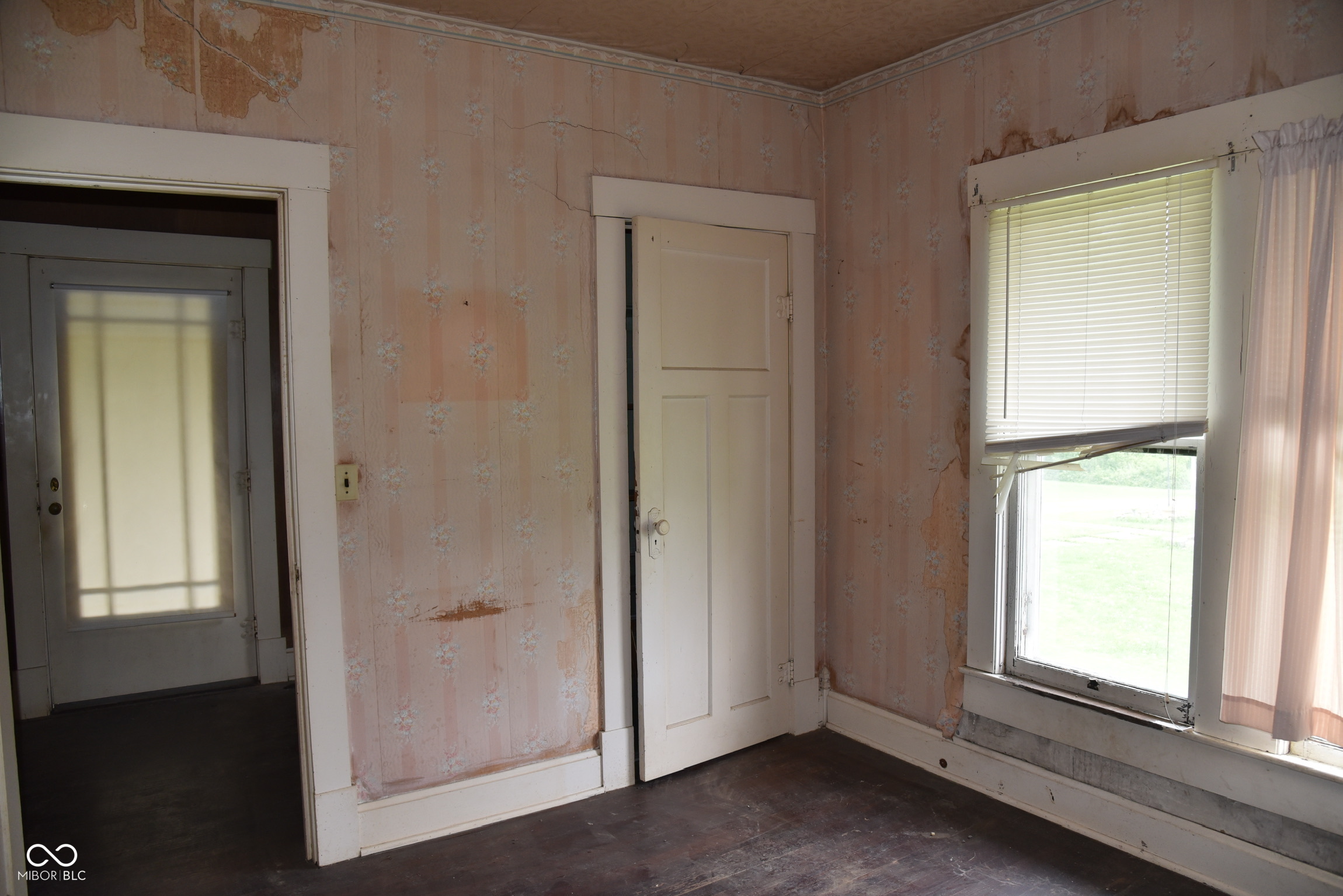 444 South 4th Street Mitchell, IN 47446 - Photo 20 of 25