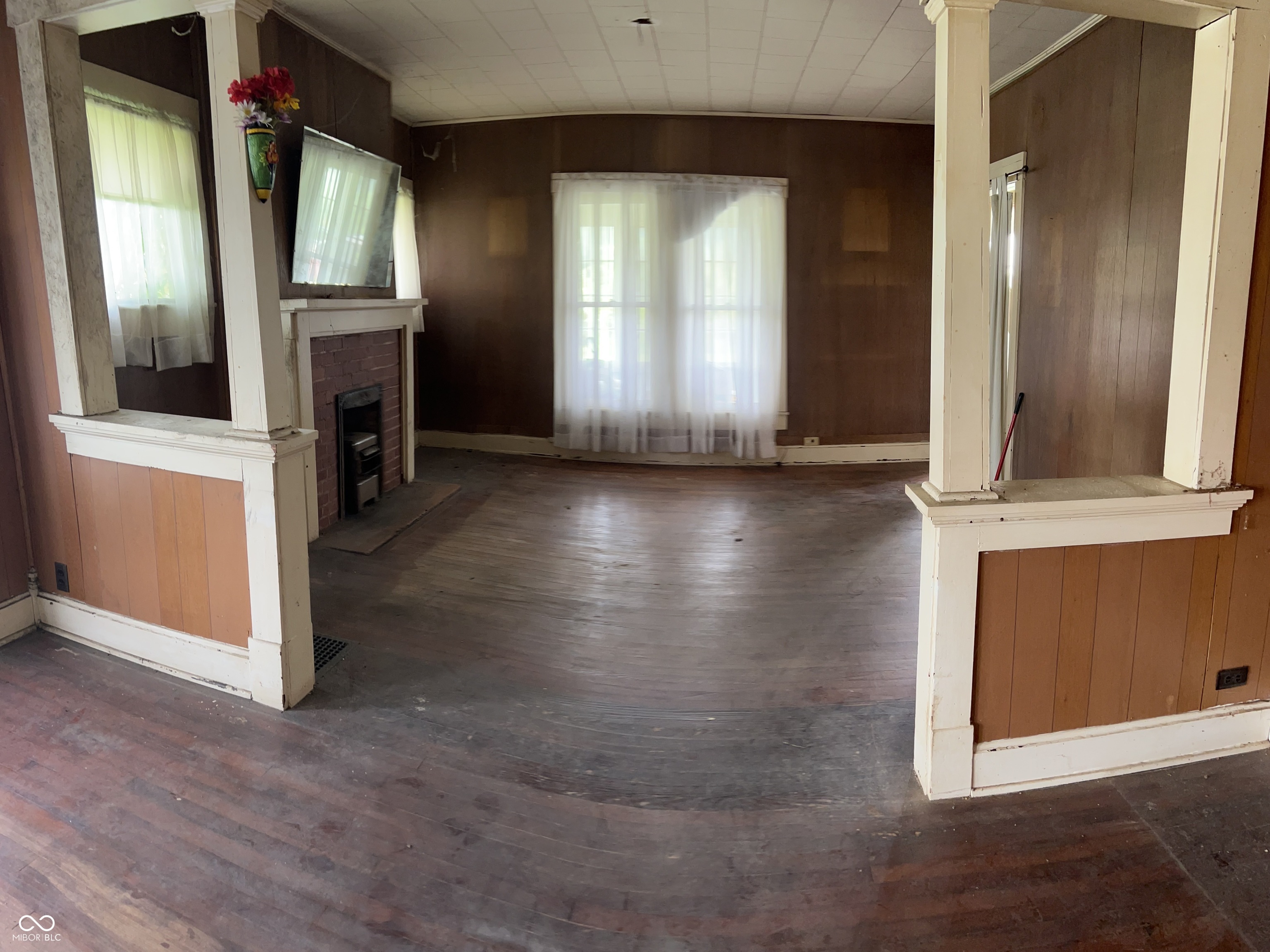 444 South 4th Street Mitchell, IN 47446 - Photo 6 of 25