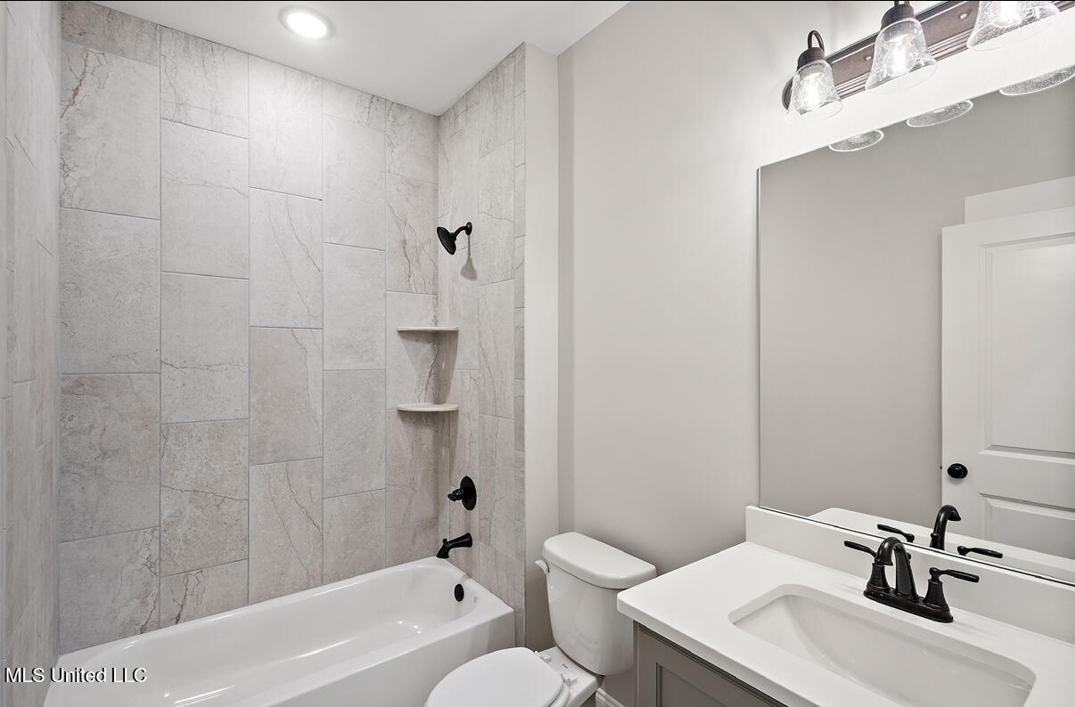 448 Wells Drive Hernando, MS 38632 - Photo 16 of 26 Elderberry Floor Plan