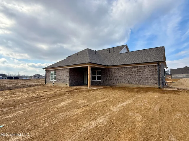 $415,900 | 448 Wells Drive, Hernando, MS 38632