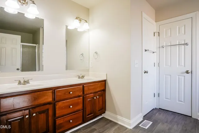 $2,325 | 47 Billet Court, Benson, NC 27504