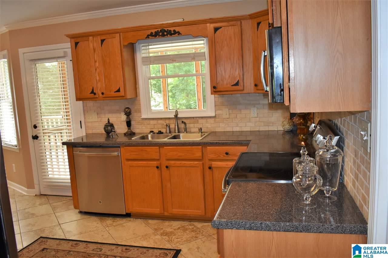 6239 Eagle Ridge Circle Pinson, AL 35126 - Photo 7 of 34