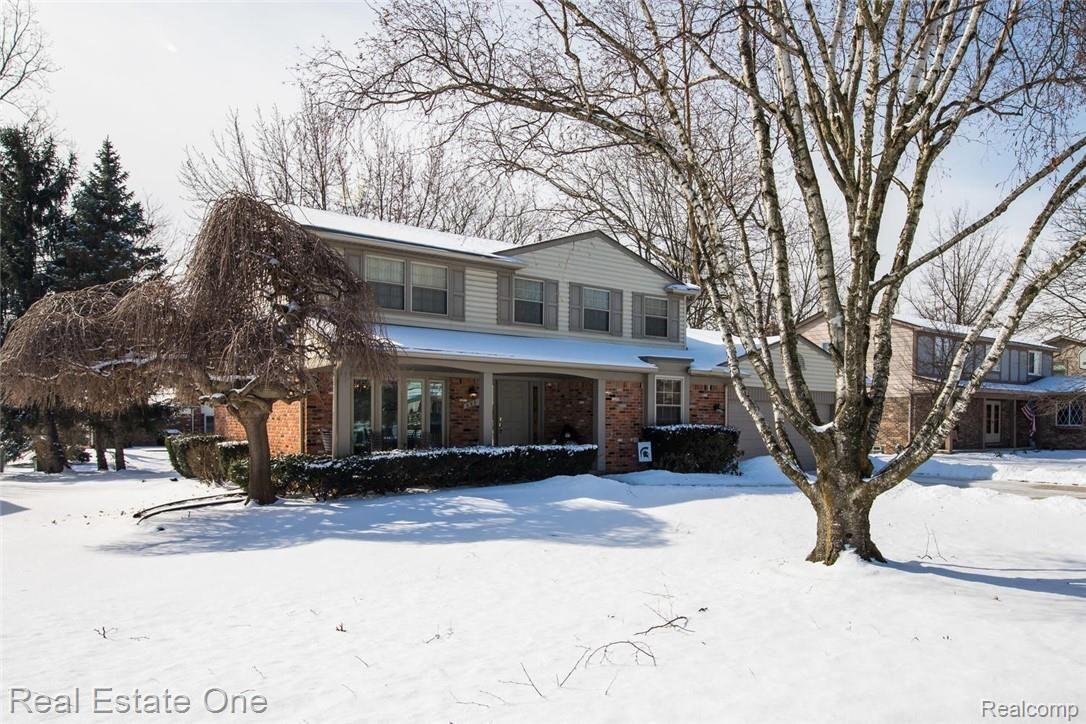 698 Abbey Court Rochester, MI 48307 - Photo 53 of 54 51-Abbey.jpg