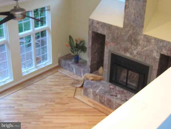 2121 Marymont Road Silver Spring, MD 20906 - Photo 23 of 30 in family room