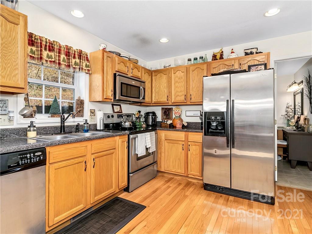 463 Blackberry Ridge Road Burnsville, NC 28714 - Photo 24 of 48 Gallery Image 24