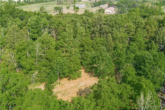 $199,000 | 17 Gothic Ledge, Lockport Town, NY 14094