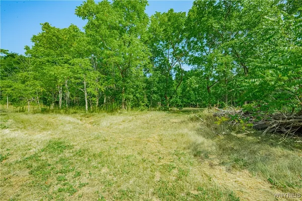 $199,000 | 17 Gothic Ledge, Lockport Town, NY 14094