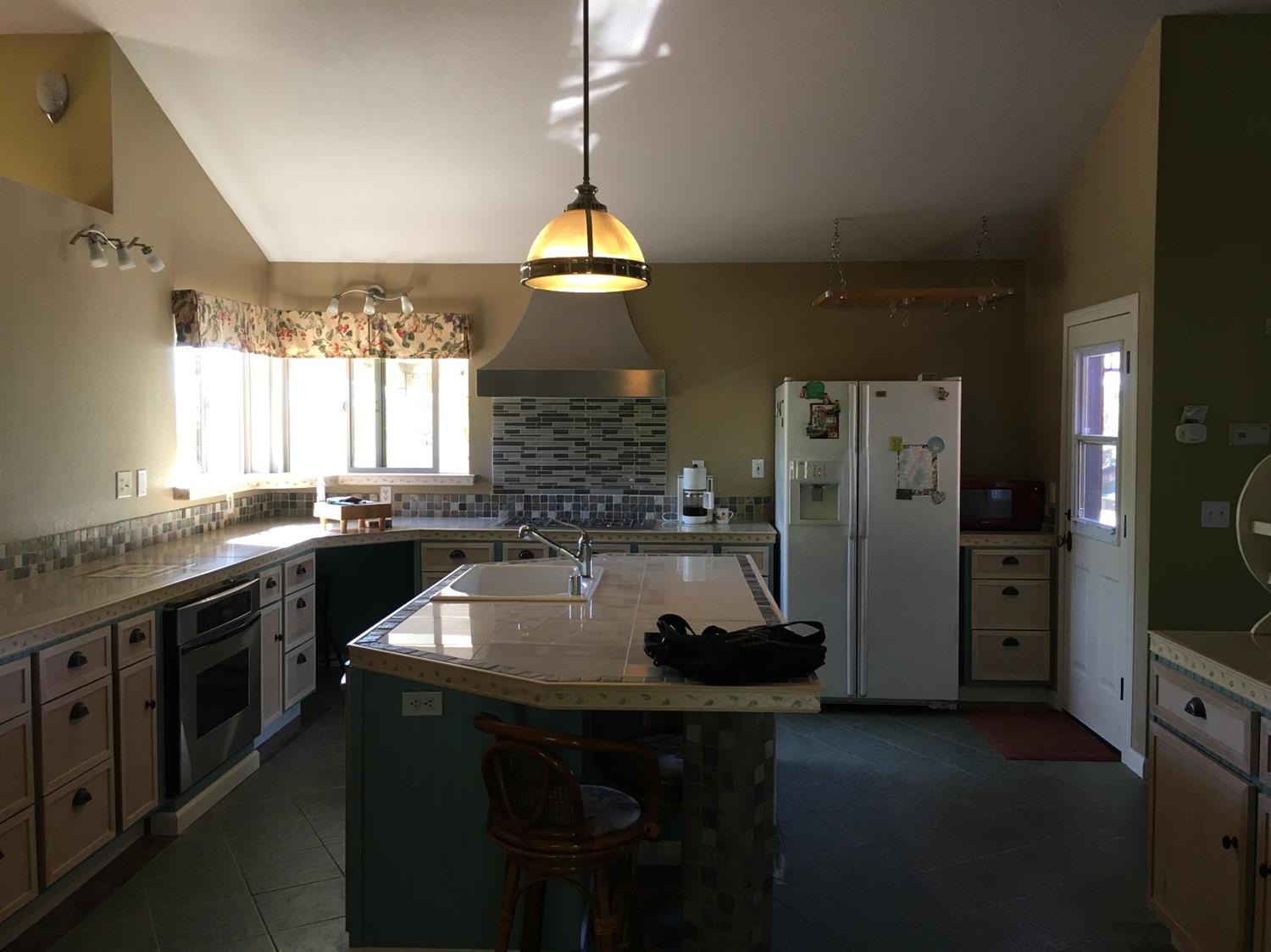 44025 Rocky Ridge Road Coarsegold, CA 93614 - Photo 11 of 36 Gallery Image 11