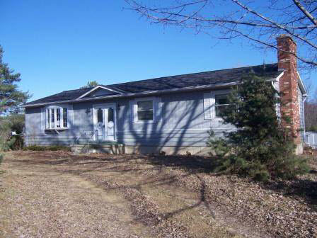 14320 West Johnstone Road Oakley, MI 48649 - Photo 4 of 11 20101916-3.JPG