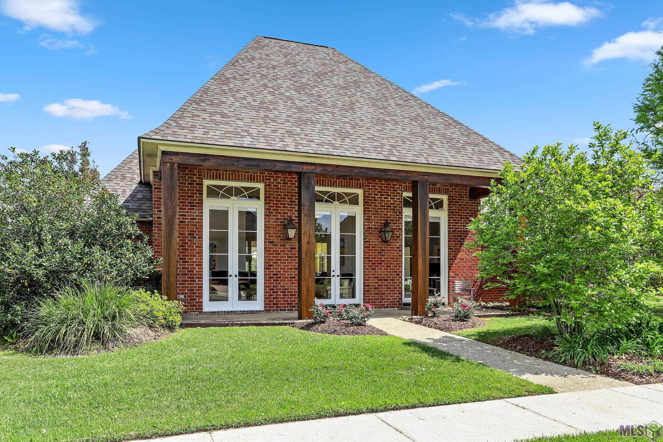 9009 Spring Grove Drive Baton Rouge, LA 70809 - Photo 1 of 30 Gallery Image 1
