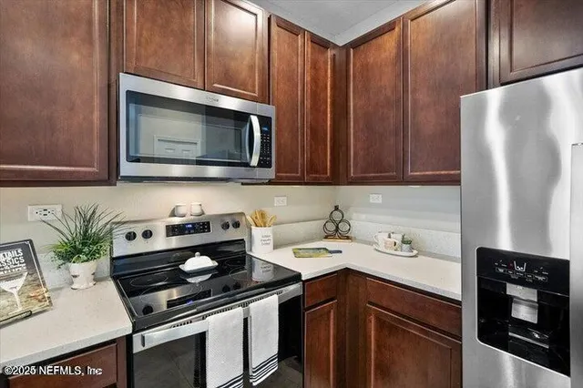 $2,100 | 12926 Ludo Road, Jacksonville, FL 32258