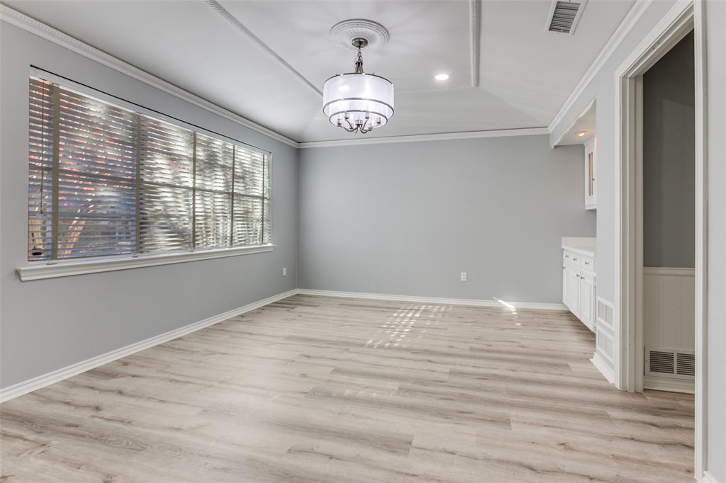 5529 Tanbark Road Dallas, TX 75229 - Photo 8 of 16