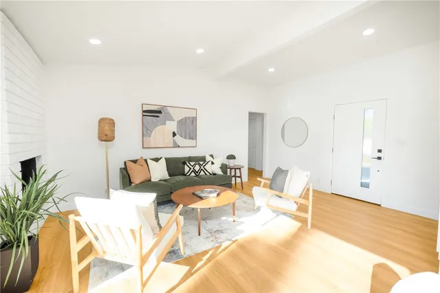 $735,000 | 1958 Arthur Avenue, Pomona, CA 91768