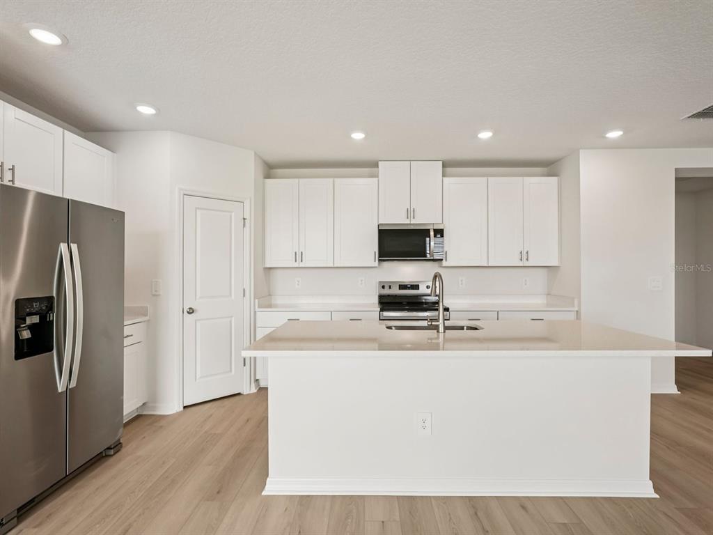 112 Vintage Glen Road Nokomis, FL 34275 - Photo 5 of 24