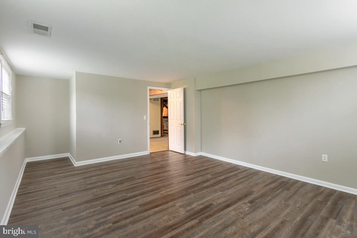 304 Townleigh Road Reisterstown, MD 21136 - Photo 17 of 36