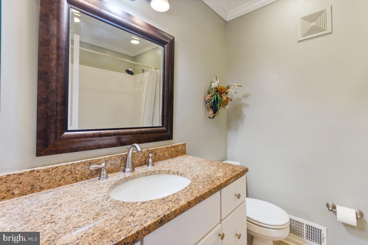 304 Townleigh Road Reisterstown, MD 21136 - Photo 24 of 36