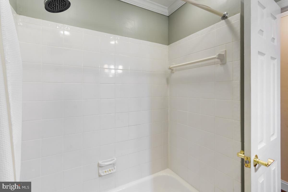 304 Townleigh Road Reisterstown, MD 21136 - Photo 25 of 36