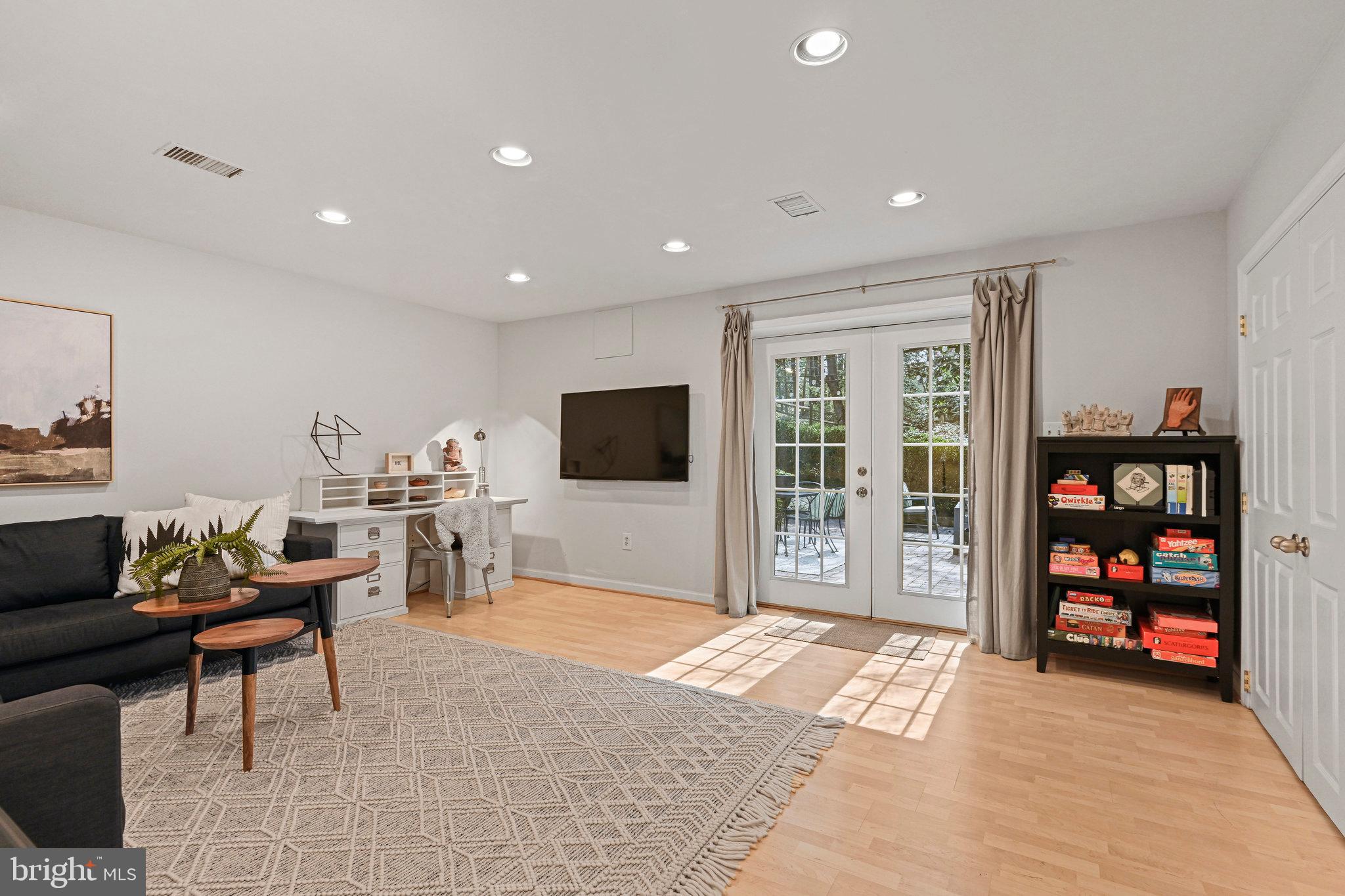 3010 Miller Heights Road Oakton, VA 22124 - Photo 39 of 65