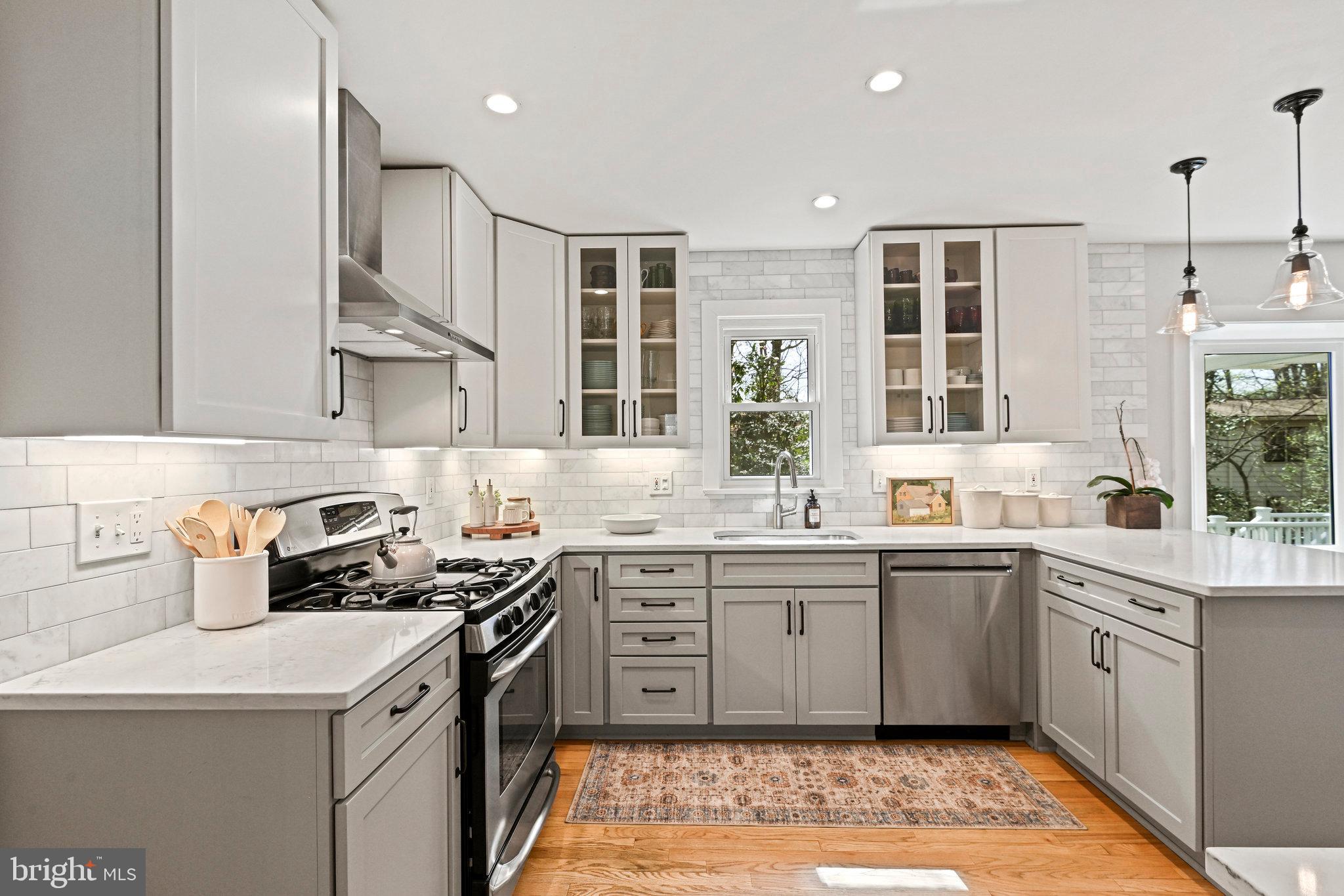 3010 Miller Heights Road Oakton, VA 22124 - Photo 10 of 65