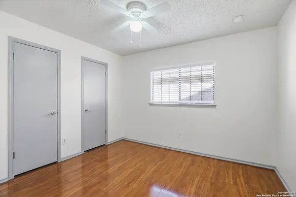 $1,700 | 6315 Forest Village, San Antonio, TX 78250