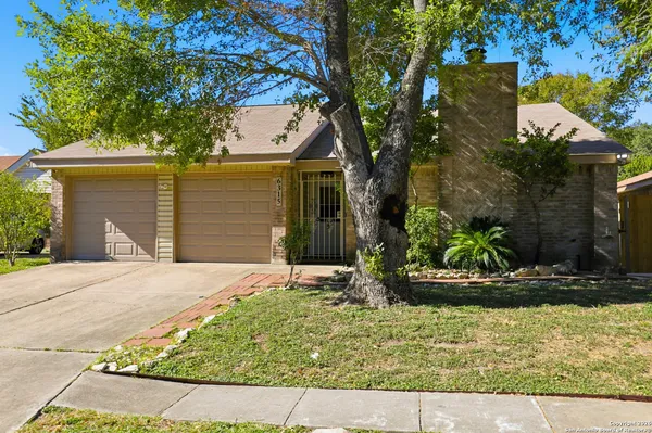 $1,700 | 6315 Forest Village, San Antonio, TX 78250