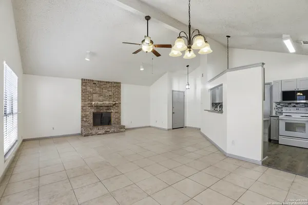 $1,700 | 6315 Forest Village, San Antonio, TX 78250