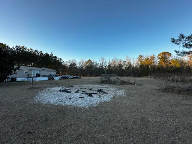 $295,000 | 1260 Spring Plains Road, Cross, SC 29436