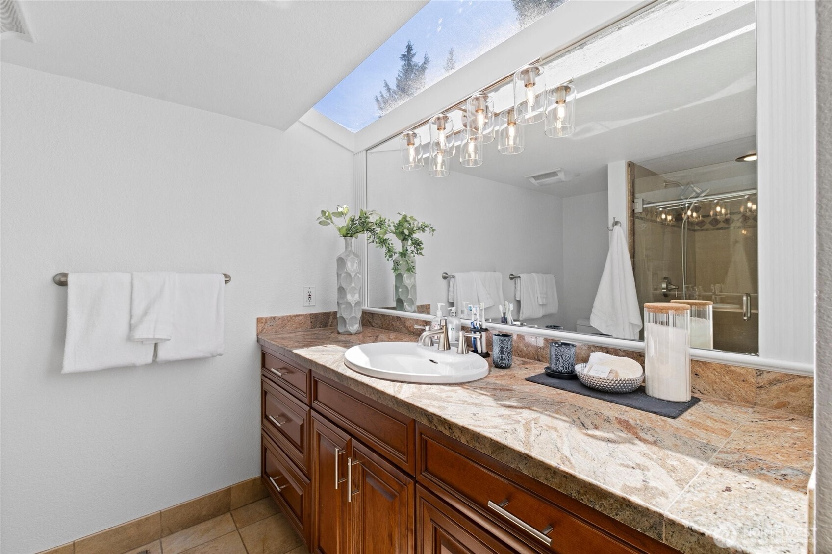 16306 Valhalla Drive Bothell, WA 98011 - Photo 9 of 27