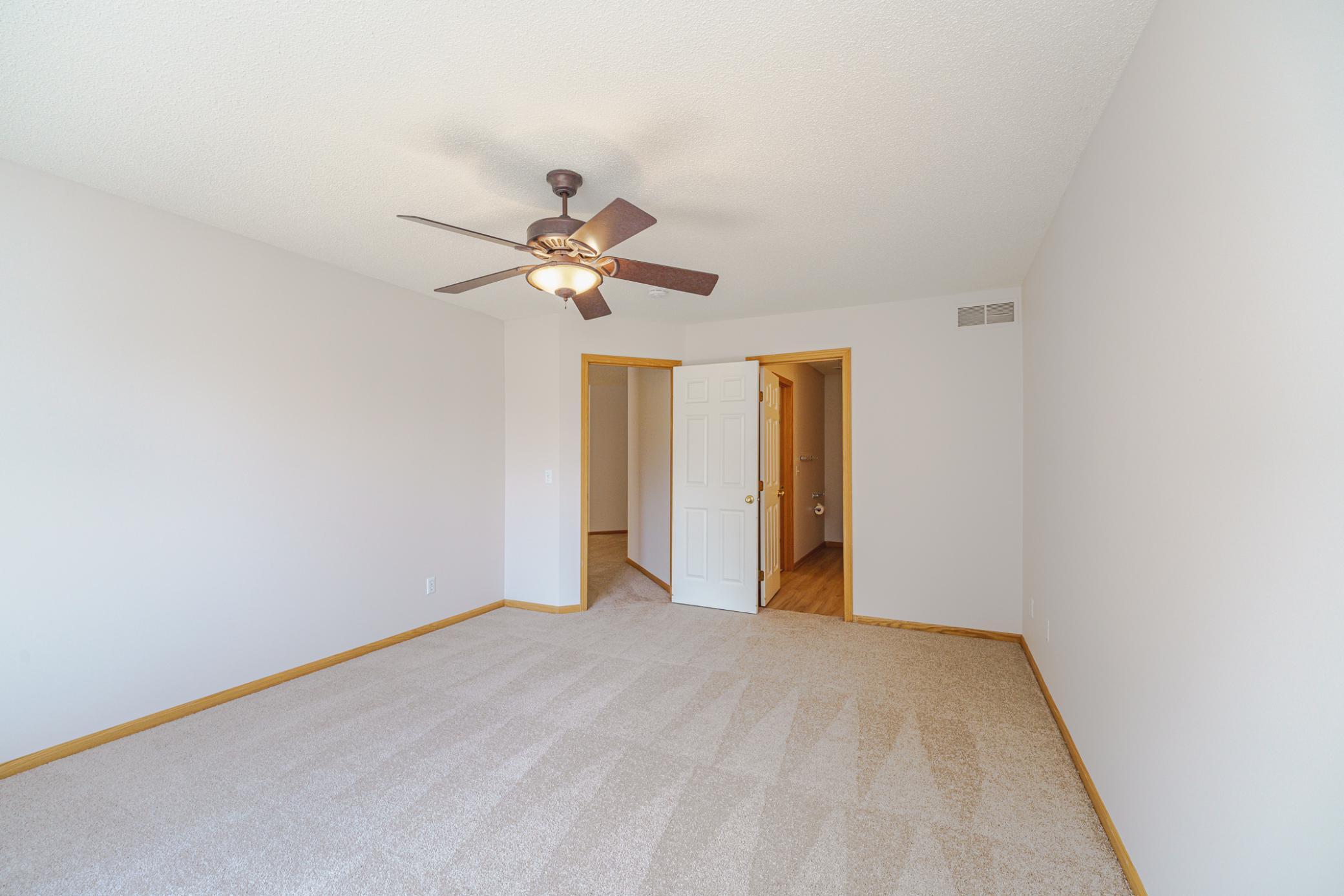 14403 Edgewood Avenue Savage, MN 55378 - Photo 28 of 38
