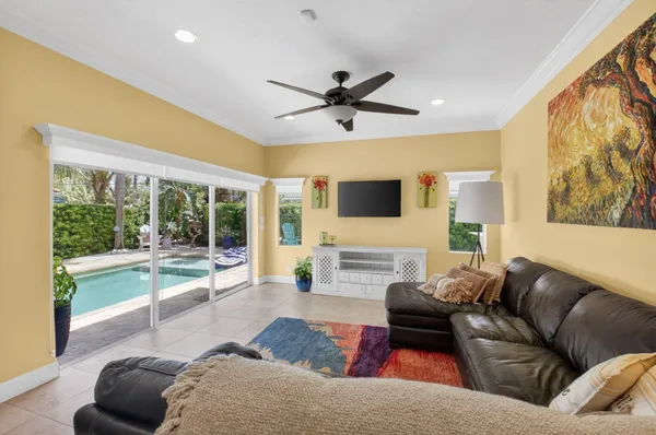 $1,850,000 | 618 Sunshine Drive, Delray Beach, FL 33444