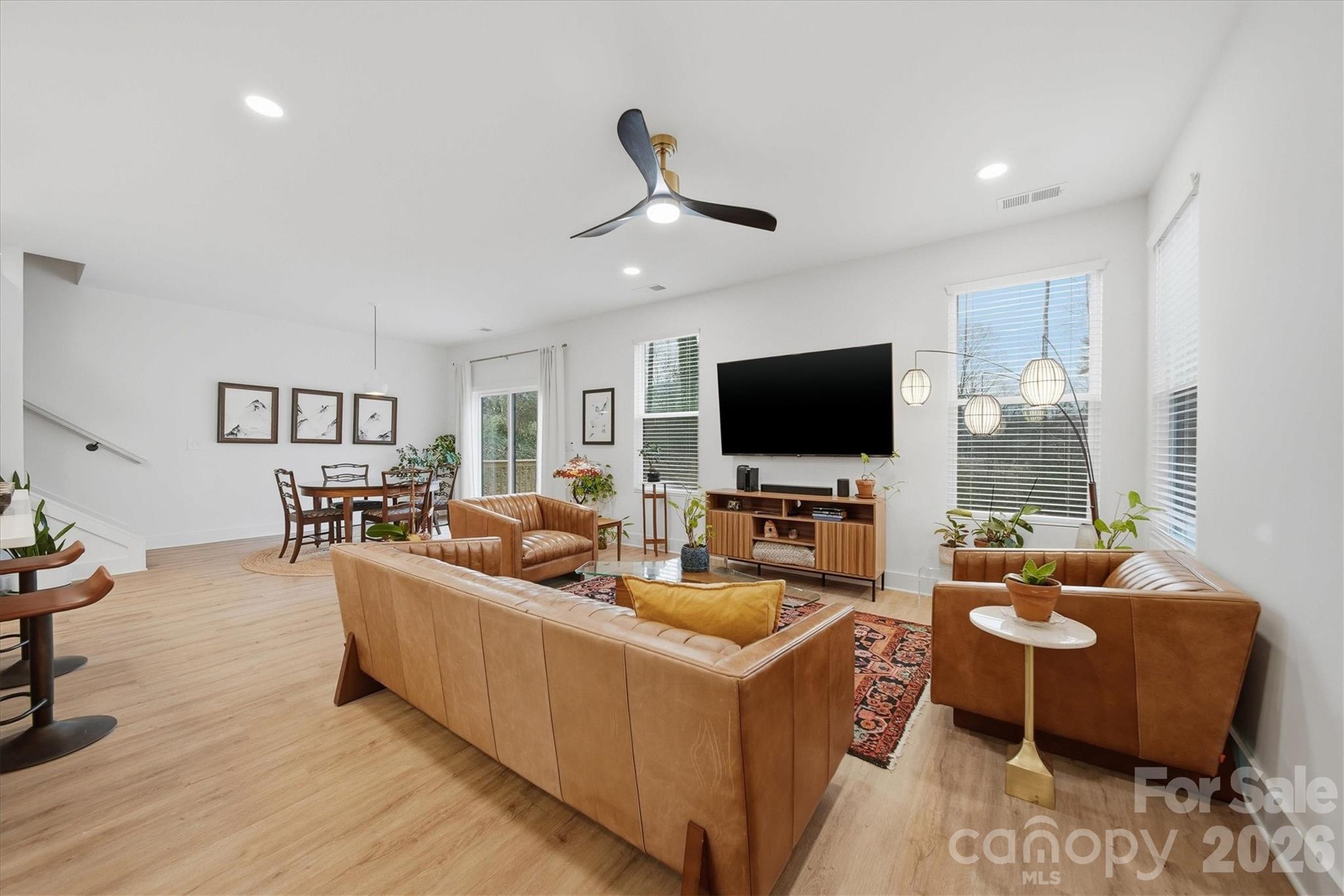 503 5th Avenue Northeast Conover, NC 28613 - Photo 5 of 41