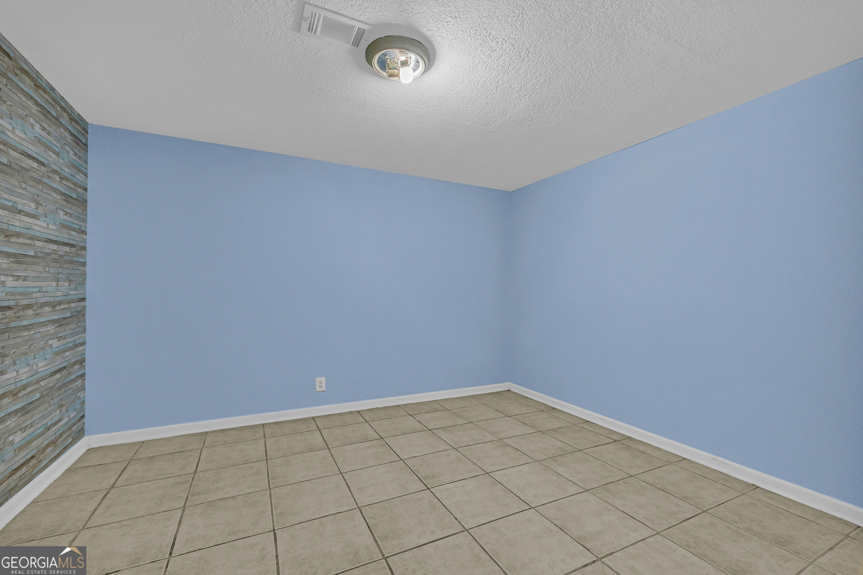 260 Pettit Lane Athens, GA 30605 - Photo 34 of 65 a view of an empty room