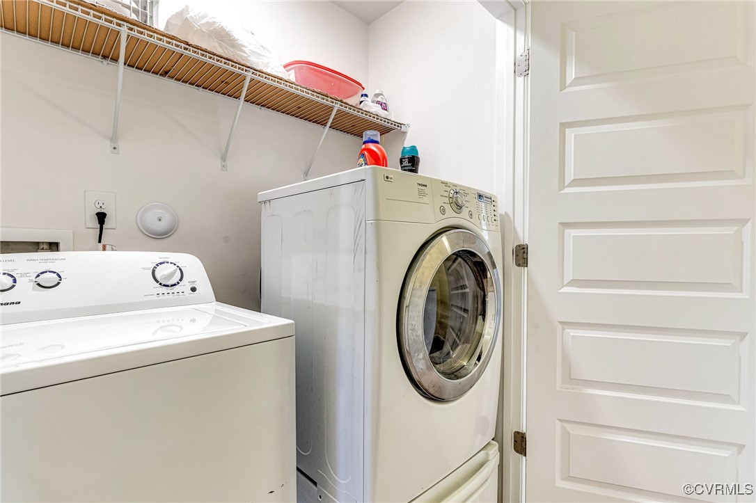 8061 Rutland Village Drive Mechanicsville, VA 23116 - Photo 18 of 22 Washroom with washer and clothes dryer