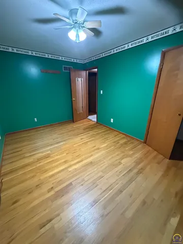 $255,000 | 220 Southeast Arapaho Road, Tecumseh, KS 66542