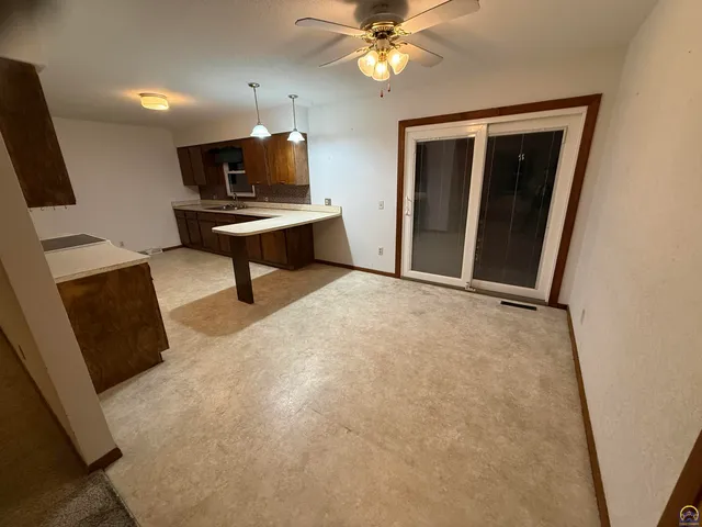 $255,000 | 220 Southeast Arapaho Road, Tecumseh, KS 66542